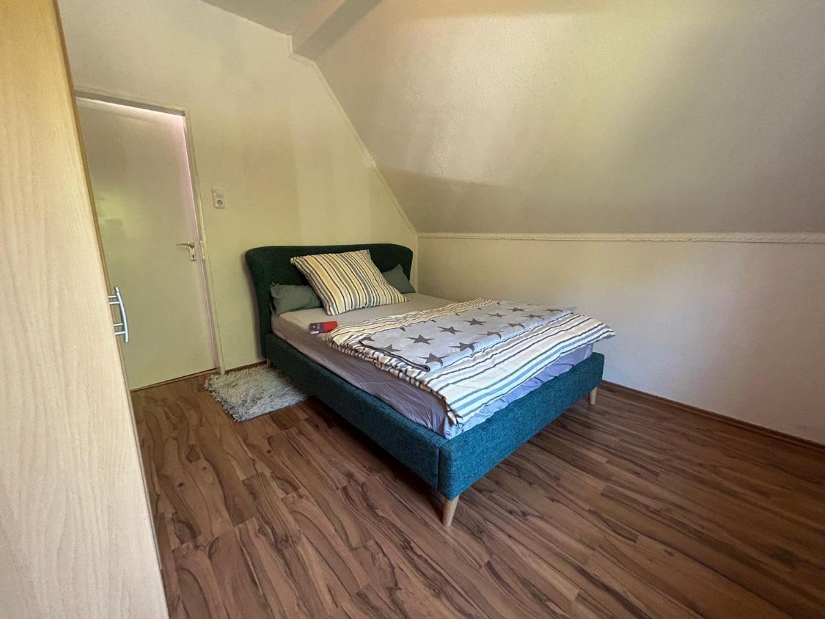 Appartement Gemuetliches Familienhaus - Fuehlt Euch Wohl à Oldenbourg Extérieur photo