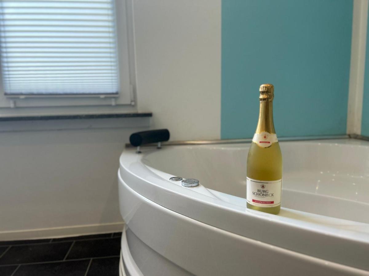 Appartement Gemuetliches Familienhaus - Fuehlt Euch Wohl à Oldenbourg Extérieur photo