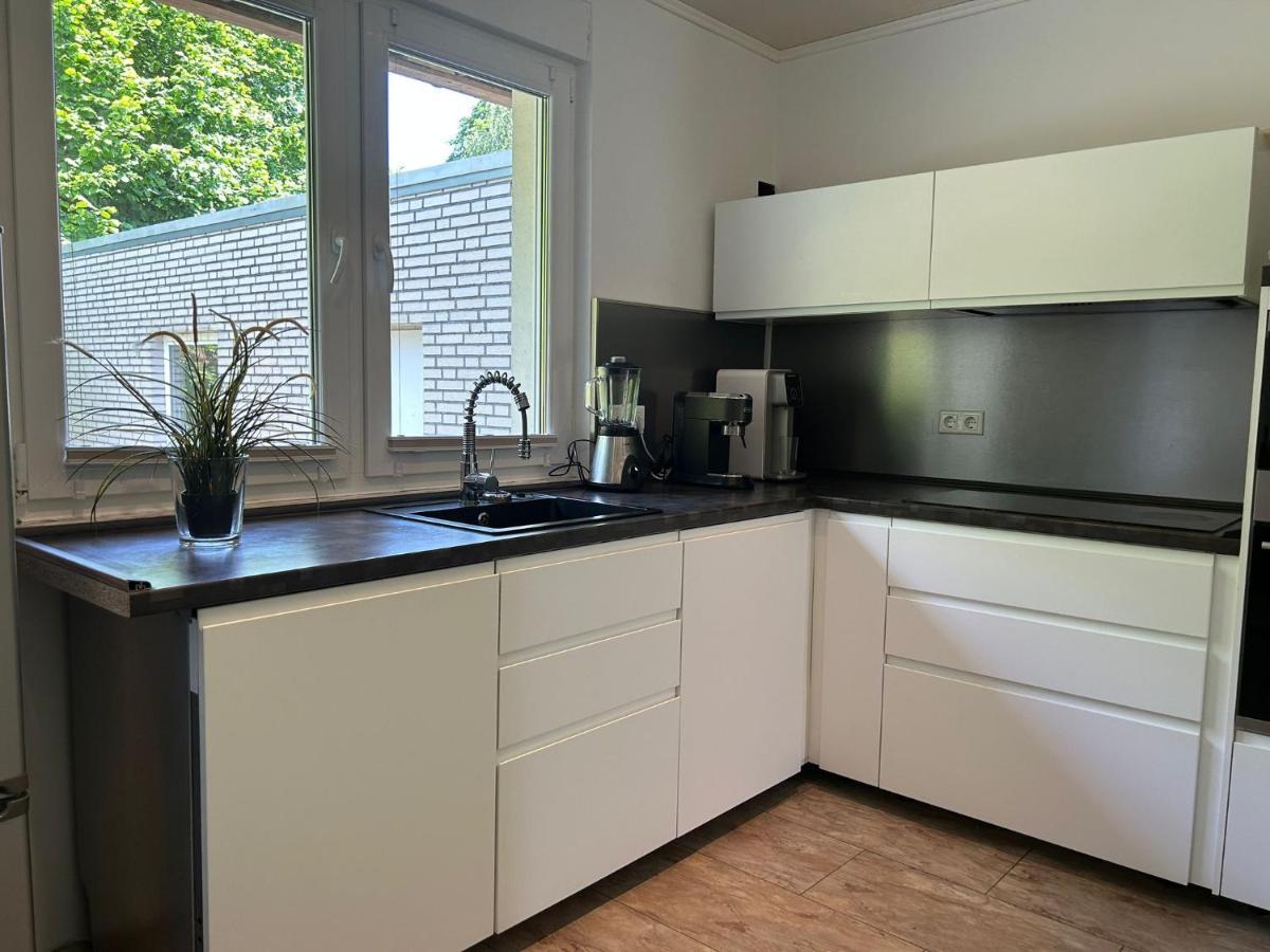 Appartement Gemuetliches Familienhaus - Fuehlt Euch Wohl à Oldenbourg Extérieur photo