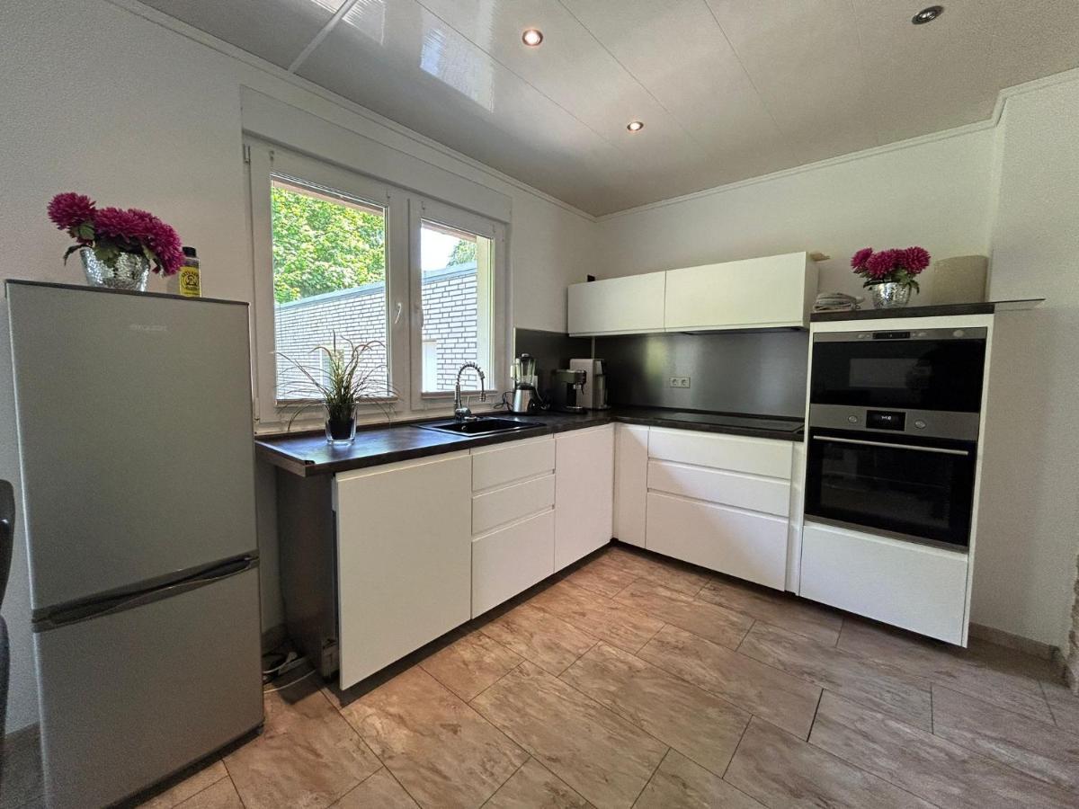 Appartement Gemuetliches Familienhaus - Fuehlt Euch Wohl à Oldenbourg Extérieur photo