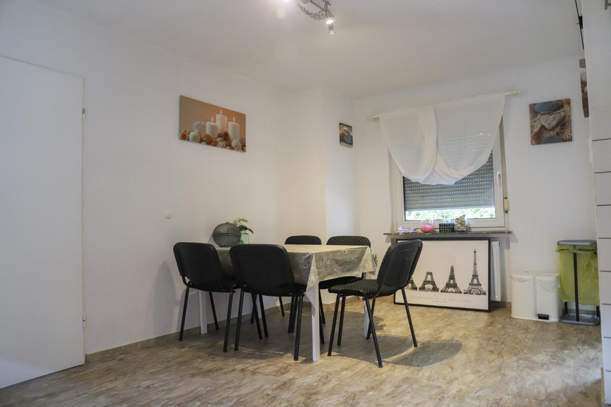 Appartement Gemuetliches Familienhaus - Fuehlt Euch Wohl à Oldenbourg Extérieur photo
